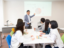 ビジネス情報学科